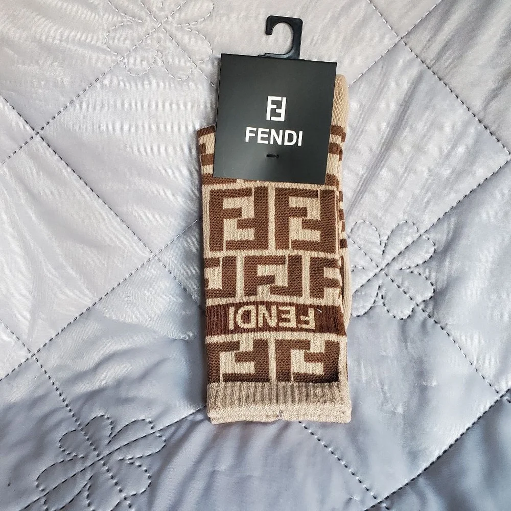So Soft! So Thick! Unisex Beige Brown Socks Women Size 7-10
